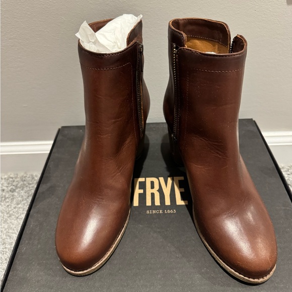 Frye Brown Addie Double Zip Boots - Picture 1 of 4